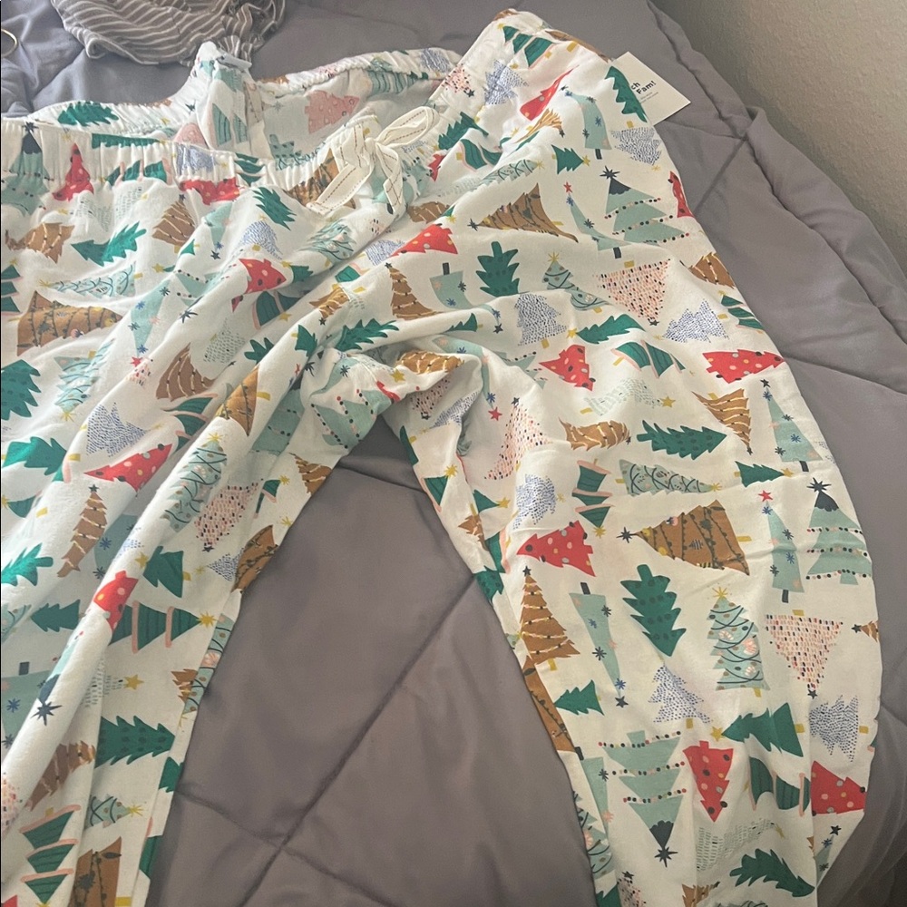 Old Navy Multicolor Tree Print Pajama Pants